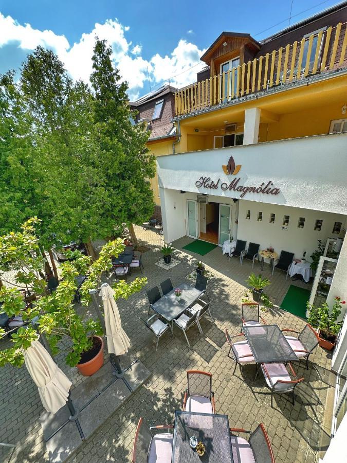 Hotel Magnolia Balatonszepezd Luaran gambar