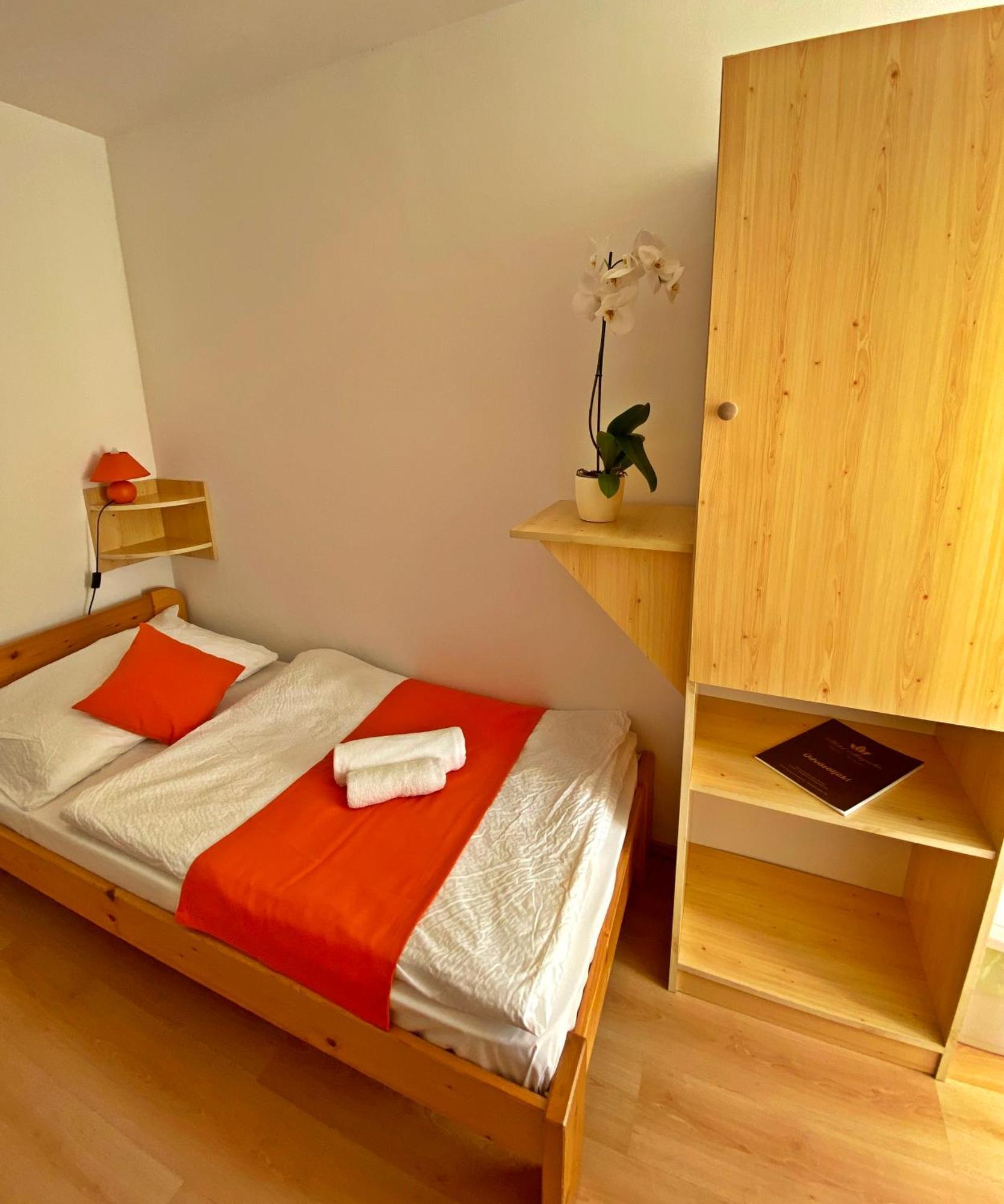 Hotel Magnolia Balatonszepezd Bilik gambar